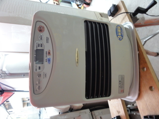 北９２３　ダイニチ　石油ファンヒーター　タンク５L　FHY-32GS8