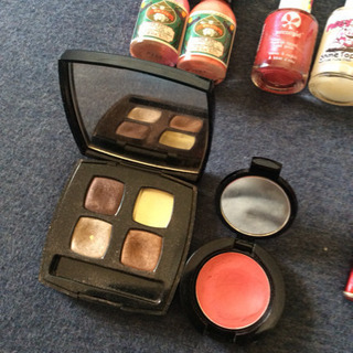 「総額2万円以上」コスメセットプラスおまけの画像