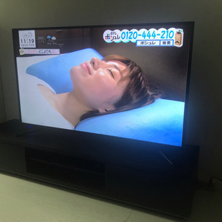 50V型テレビ＋テレビ台 使用一年 単品のみも歓迎の画像