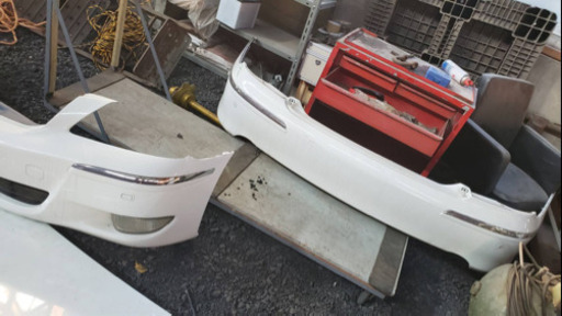 マジェスタ　バックバンパー