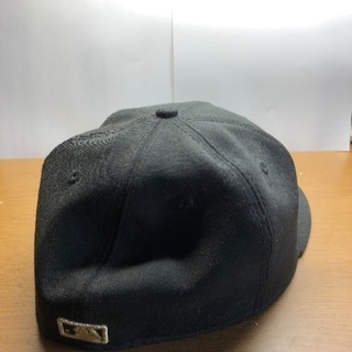 【値下げ】NEWERA キャップ　黒 NYの画像