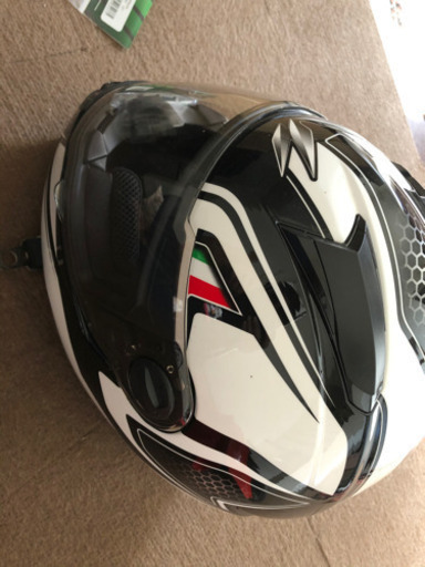 フルフェイスとビキニカウル