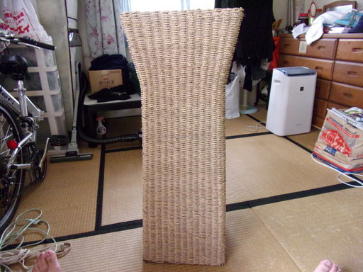 オブジェ 置物 大きい傘の傘立て?