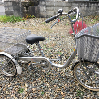 中古　おばあちゃん用三輪車