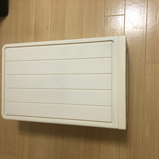 収納ボックスの画像