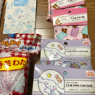 手芸用ハギレ各種、リラックマ、シナモンロールなどの画像
