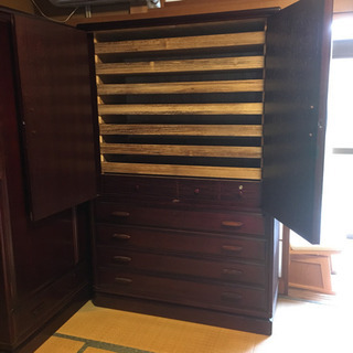 和箪笥、差し上げます！着物収納できます。