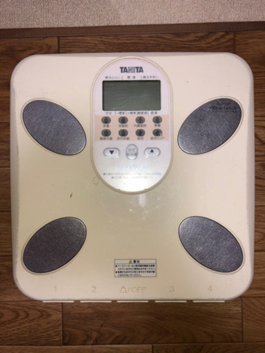 タニタ　体重計　bc-700をお譲りします！