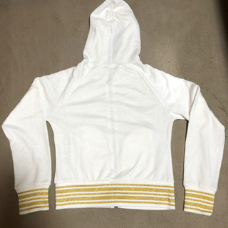 パーカーの画像