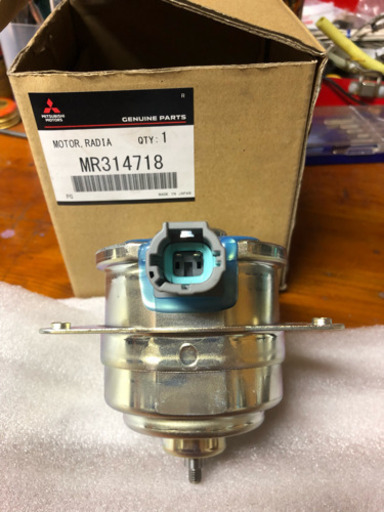 ラジエーターファンモータ