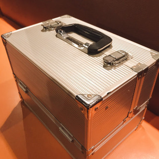 メイクアップフォーエバー　メイクボックス