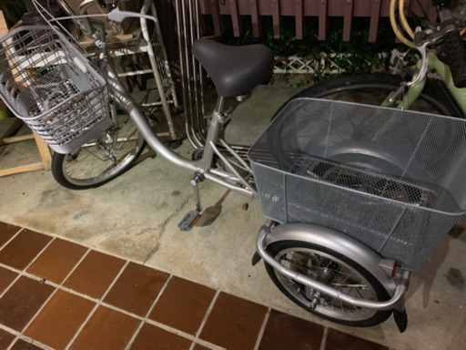 三輪車 (新古)
