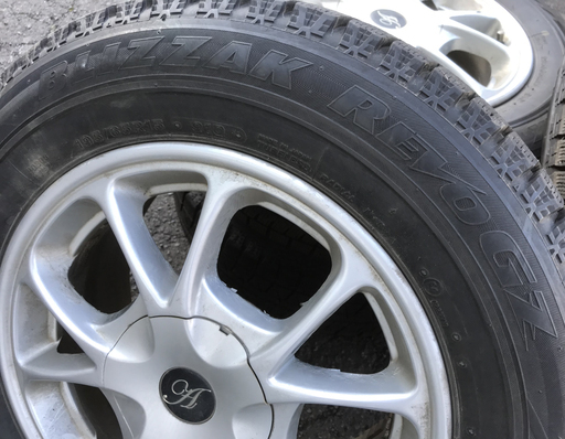 札幌市◆ブリヂストン 195/65R15 スタッドレス / アルミ ホイール 付き◆Bridgestone BLIZZAK REVO GZ / ブリザック タイヤ