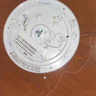 シーリングライト照明器具東芝蛍光灯器具の画像