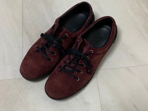 値引きしました！   GUCCIのスェードの革靴売ります。
