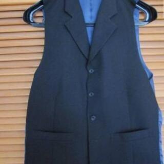 １回着用の美品高級KANSAI FORMALブラック系無地身長180cmベスト付ツータック冠婚葬祭礼服の画像