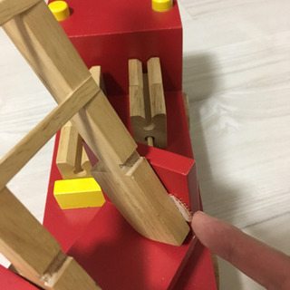 木製の車のおもちゃ 2個セットの画像