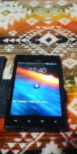 LGスマホ　L-06D