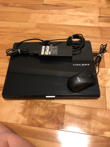 富士通FMVノートパソコン