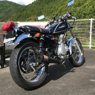 スズキ 250  バイク グラストラッカー