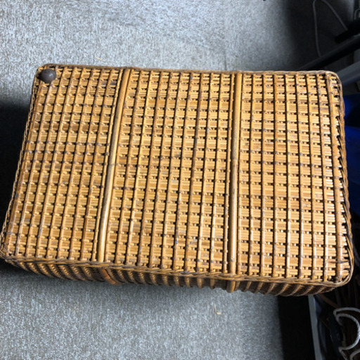 レトロな籐バッグ