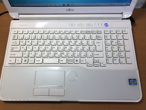 商談中につき受付を一時ストップ致します。中古 富士通AH53/J 2世代Core i7 8GBメモリ　新品SSD240GB