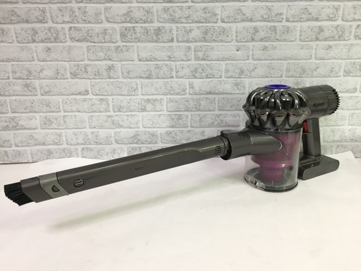 dyson　コードレスクリーナー　掃除機　DC62　中古品5220