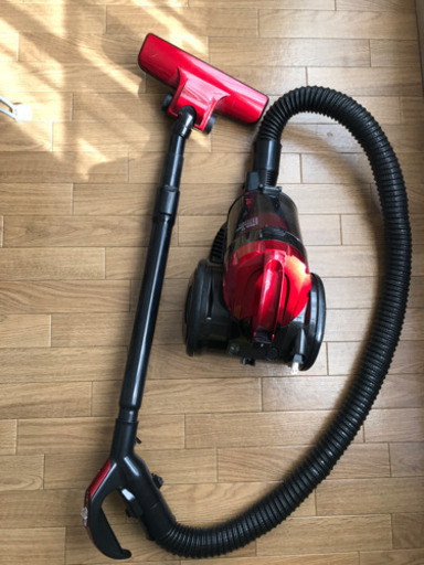 2016年製 サイクロン掃除機 9/28まで