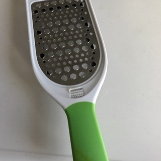 今週末には締め切ります。大根など、おろし器あげます。