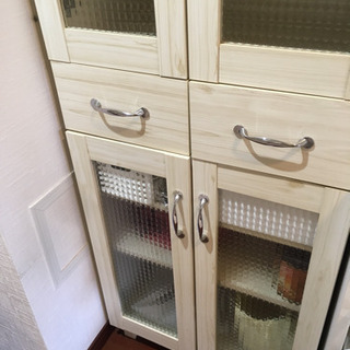 食器棚 かなり美品です！！ ニッセン 食器棚の画像