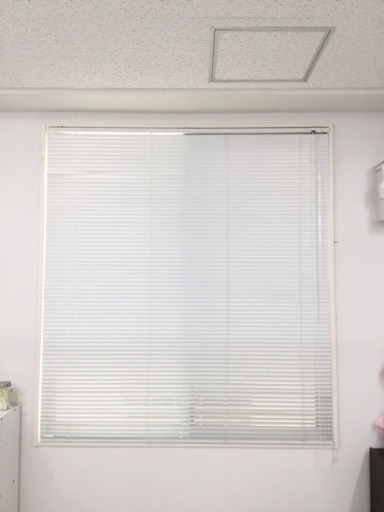 ブラインドいりませんか？？