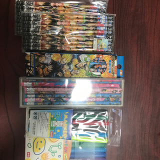 鉛筆、マジックセット