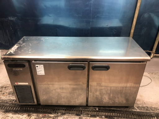 冷蔵庫テーブル