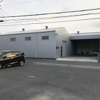 10/26(土）9時から最長2時間 輸入貨物の荷降ろし