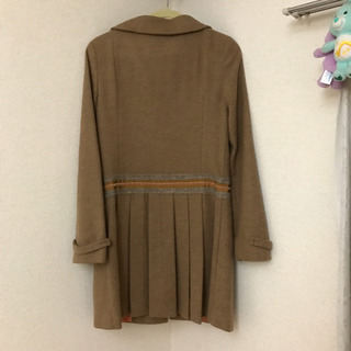 ZARA BASIC プリーツコート　ベージュ