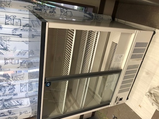 中古のホシザキ冷蔵庫です