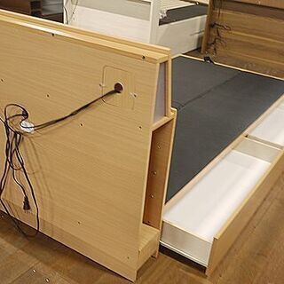 激安シングルベッド！12800円！現品特価品！通常ネット価格49800円