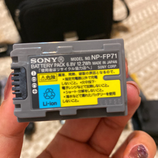 SONY ハンディカム　新品同様　
