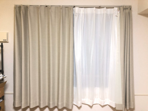 【美品】カーテン\u0026レースセット　使用期間3ヶ月　淡いグリーン