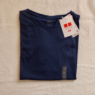 【新品・未使用】ユニクロ　スポーツウェア　Tシャツの画像