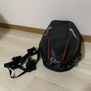 リアシートバック