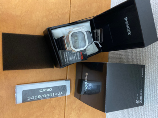 35周年限定　G-SHOCK  gmw-b5000