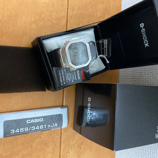 35周年限定　G-SHOCK  gmw-b5000