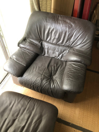 【大幅値下可】本革の1人掛けソファーです。