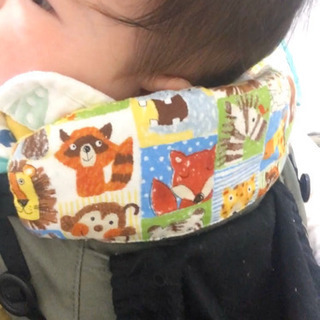 抱っこ紐 ベッドカバーの画像