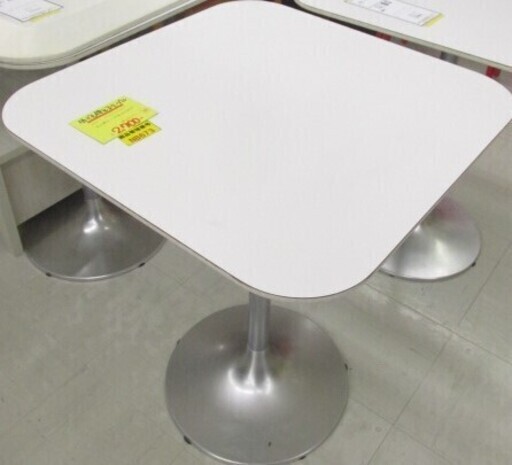 外でも使えるテーブル！他在庫ございます！2点以上購入でお値引きあり！ NB673