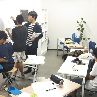 「気づき、じっくり考え、人に伝える」学校だけでは終わらない、社会に出てからも活きる力を教育します。の画像