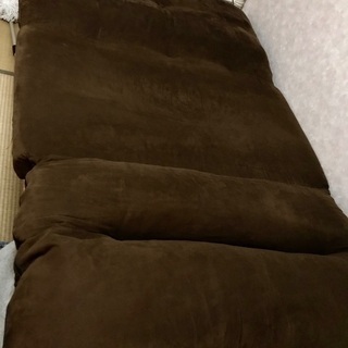 低座位ソファー兼ベッド