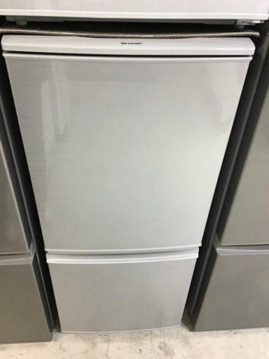 【送料無料・設置無料サービス有り】冷蔵庫 2017年製 SHARP SJ-D14C-S 中古