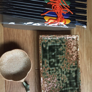 箸置き・四角い皿・お箸(未使用の画像